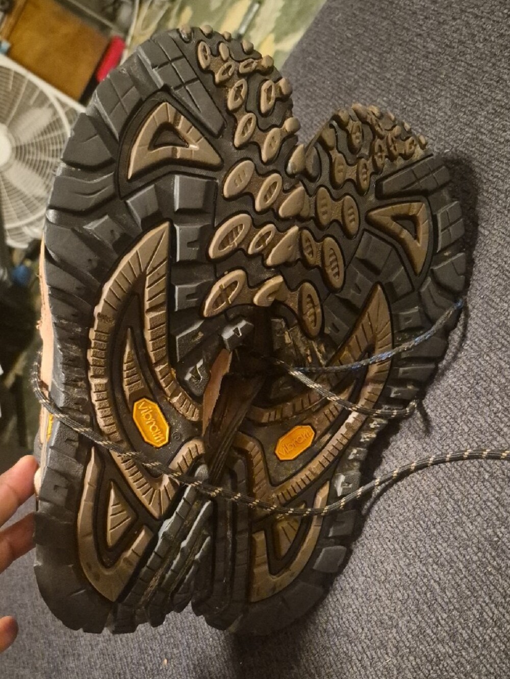 Merrell Men's Tan and Black Waterproof Hiking Boots - Picture 7 of 9